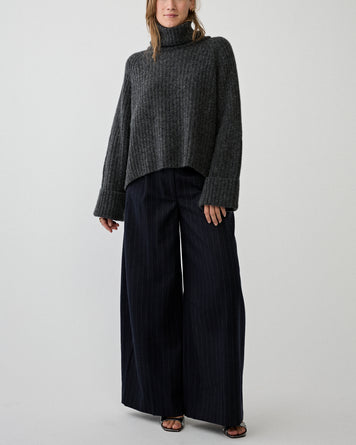 The Latest Deva Pants Night Blue Pants Women