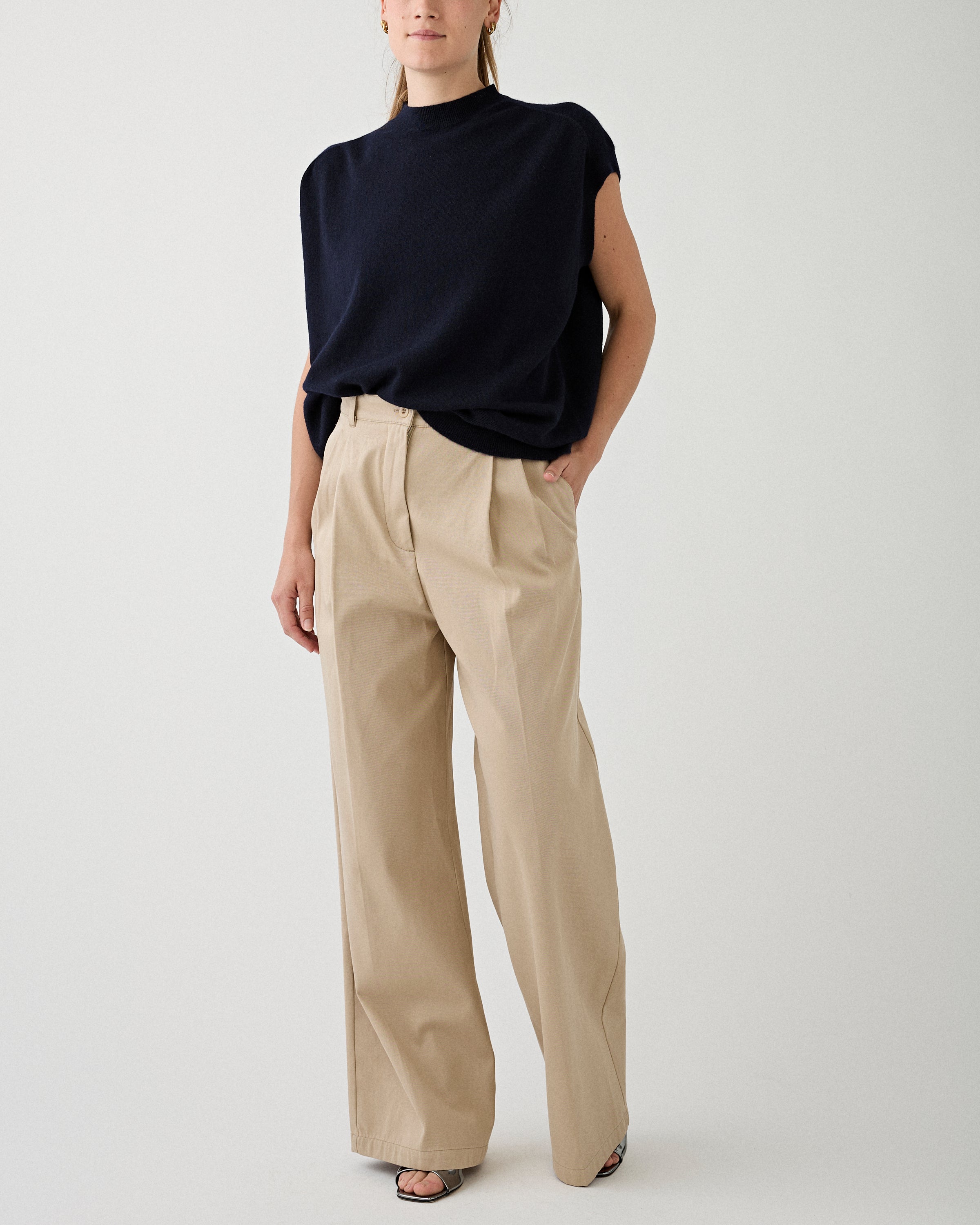 A.P.C. Pantalon Ginny Beige Pants Women
