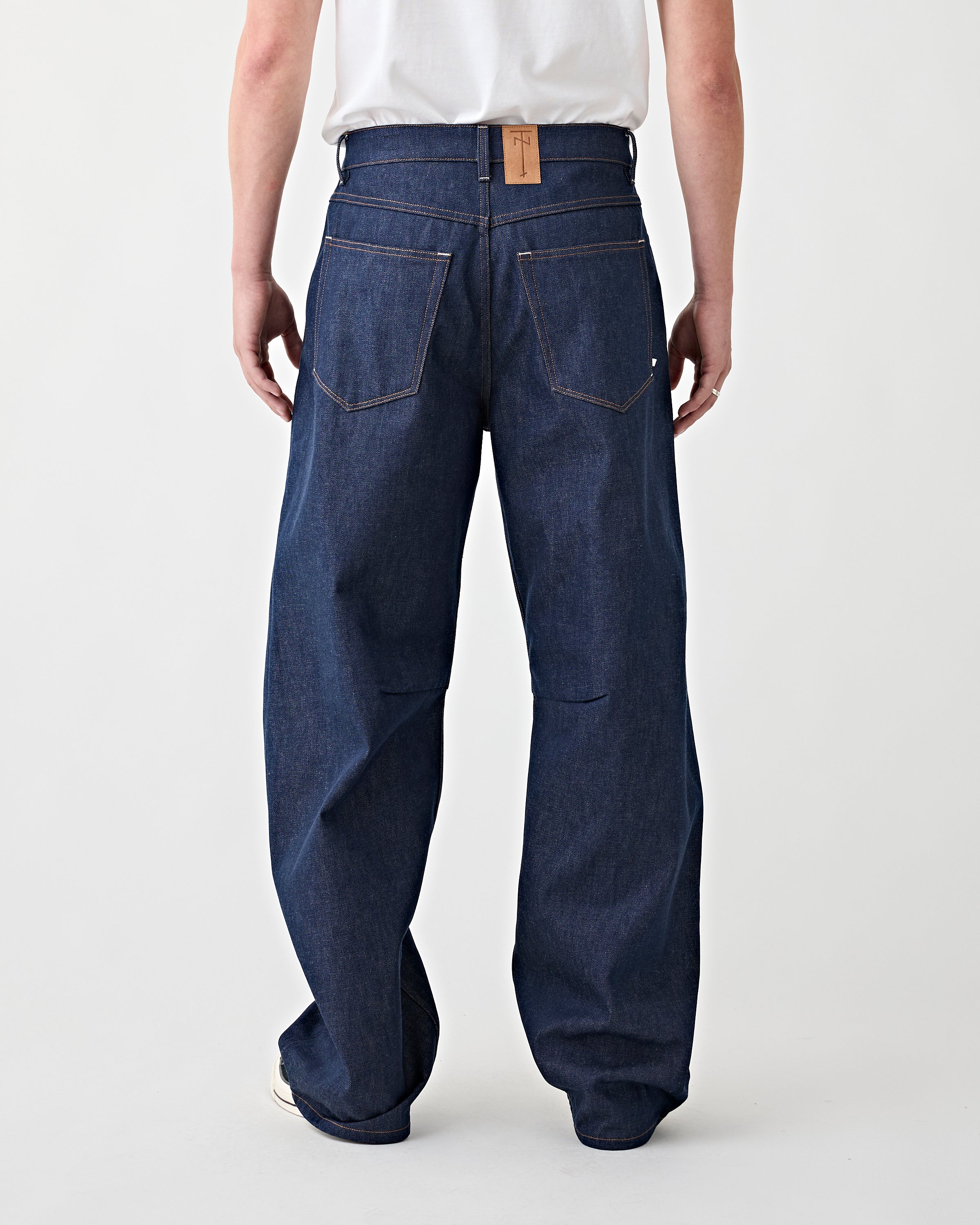 Robyn Jeans Everest
